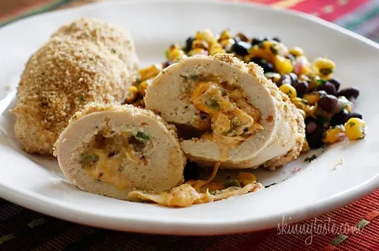 Cheesy-jalapeno-popper-stuffed-chicken-breast