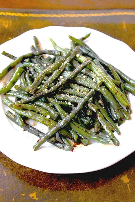 Green Beans with Ginger and Soy