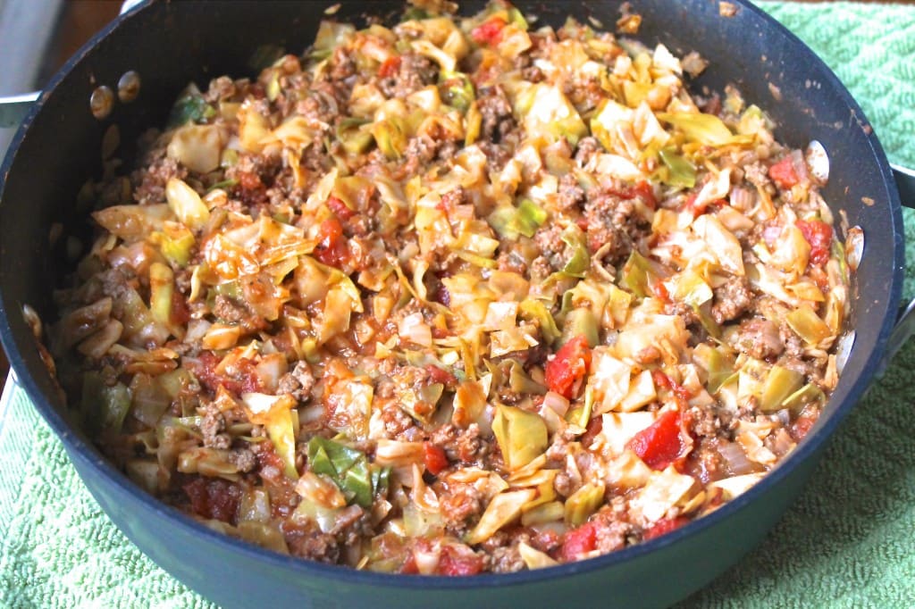 Amish One Pot Ground Beef and Cabbage Skillet