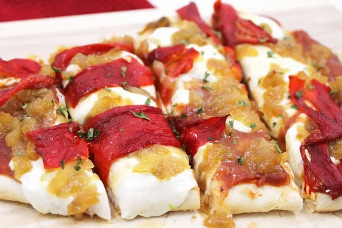 Caramelized Onion and Roasted Red Pepper Naan Pizza