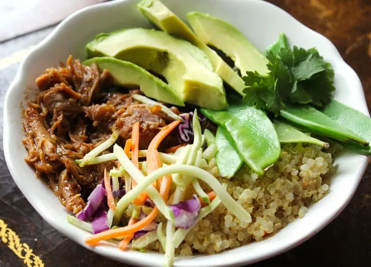 Slow Cooker Chinese Chicken Quinoa Bowls