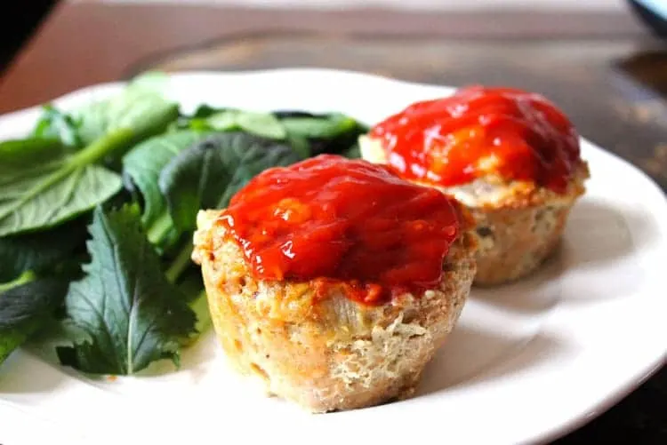Old-Fashioned Turkey Meatloaf Muffins