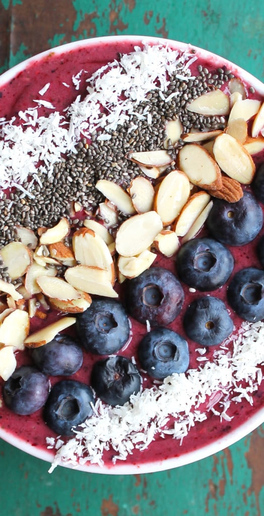 Blueberry "Green" Smoothie Bowl 