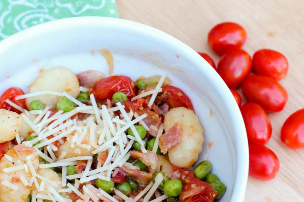 Pea, Tomato and Bacon Gnocchi 