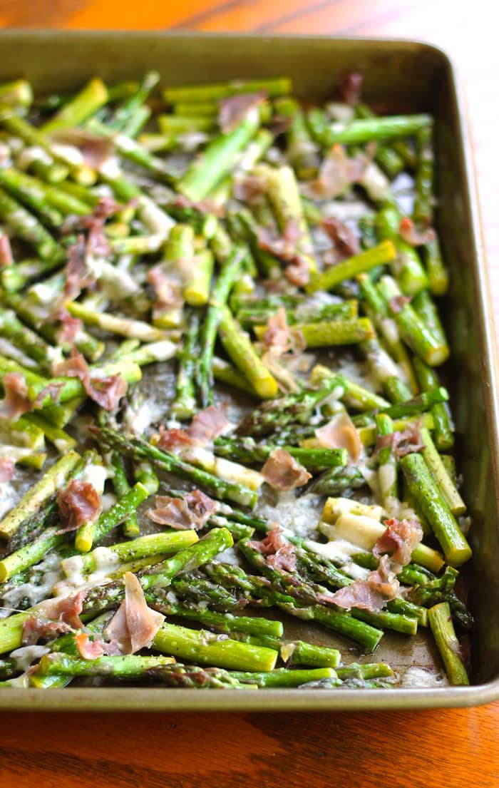 Prosciutto and Parmesan Baked Asparagus - Smile Sandwich