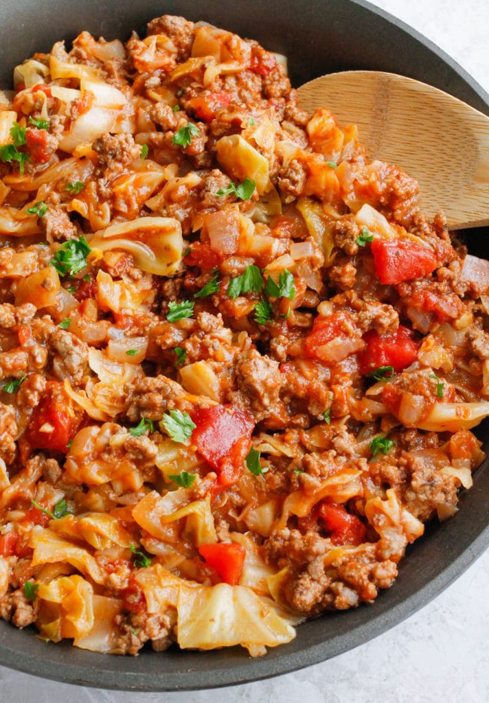 Amish One-Pan Ground Beef and Cabbage Skillet - Smile Sandwich